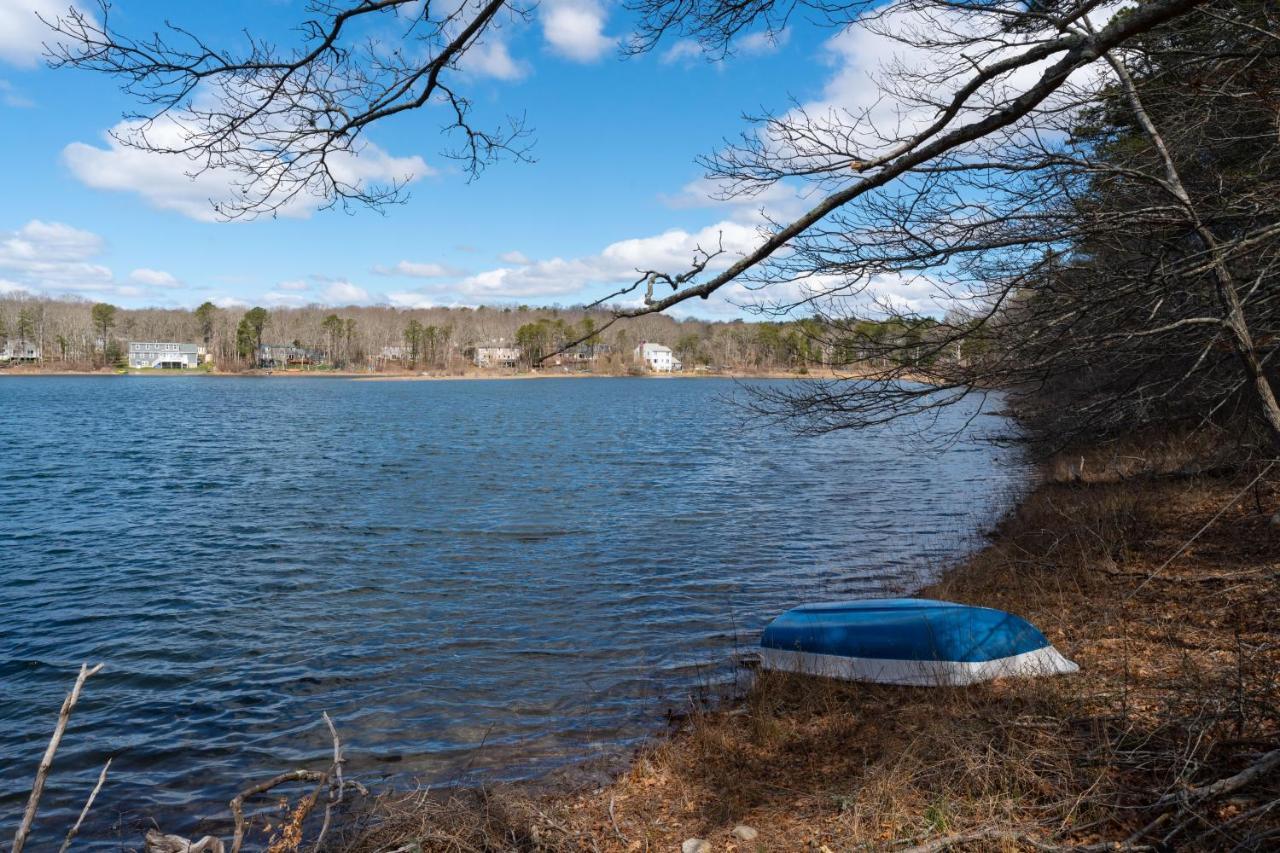 Weeks Pond Charmer Forestdale Esterno foto